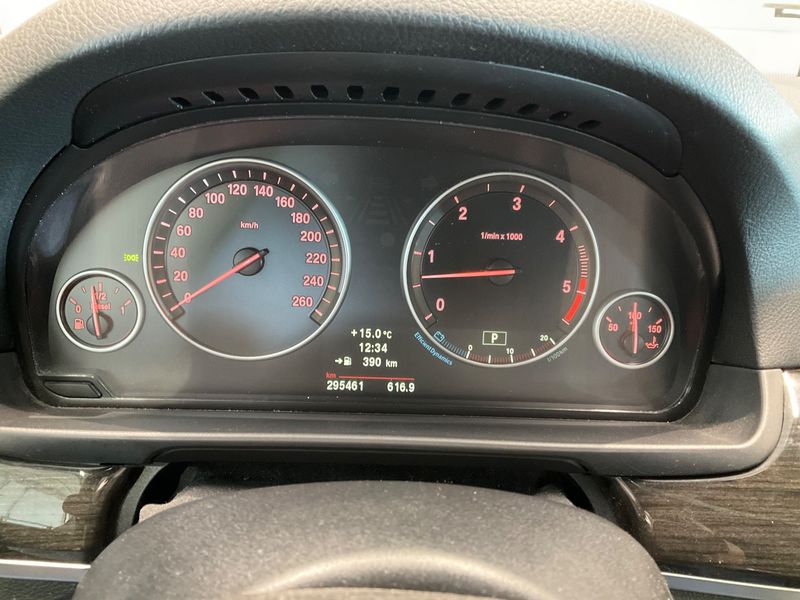 BMW 5er 530d 2011 – снимка 13