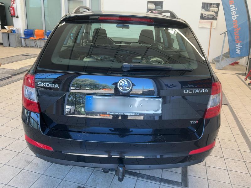 Skoda Octavia 2.0 TDI Ambition 2013 – снимка 7