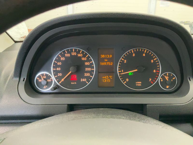 Mercedes-Benz A-Klasse A 160 Classic 2010 – снимка 19