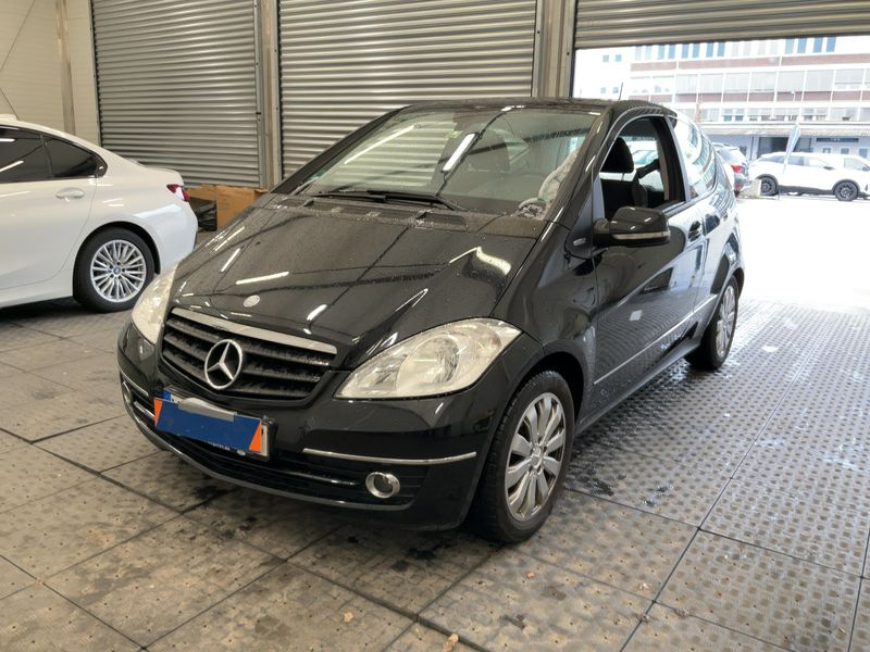 Mercedes-Benz A-Klasse A 160 Classic 2010 – снимка 1