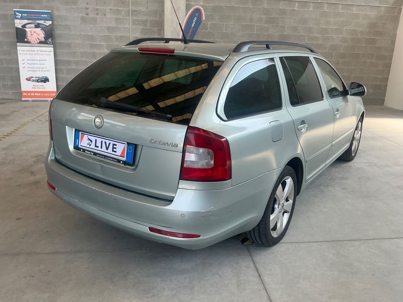 Skoda Octavia 1.6 TDI Elegance 2009 – снимка 2