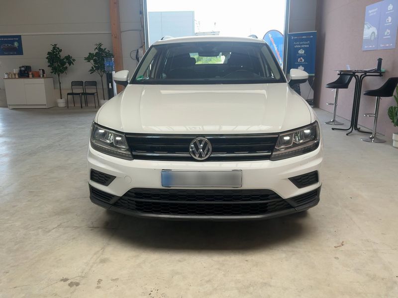 Volkswagen Tiguan 2.0 TDI Trendline BlueMotion Tech 2017 – снимка 14