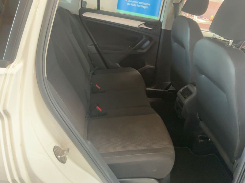 Volkswagen Tiguan 2.0 TDI Trendline BlueMotion Tech 2017 – снимка 20