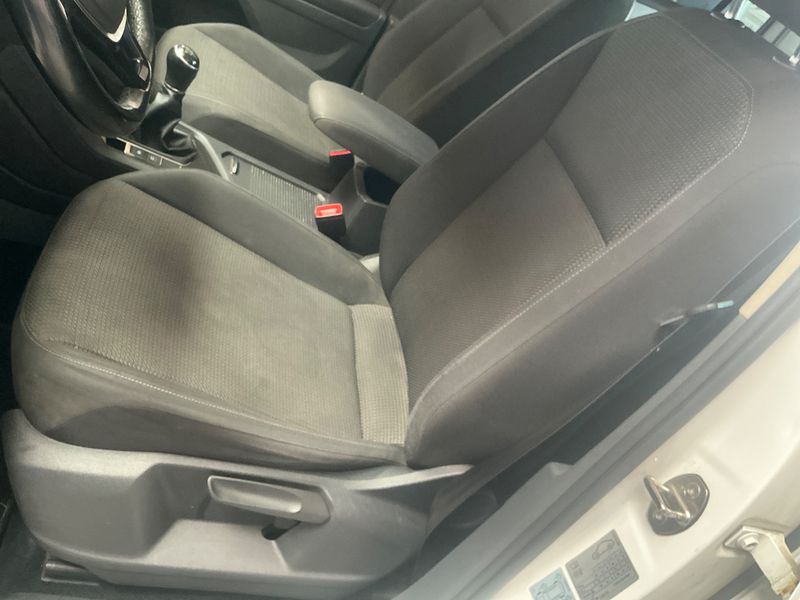 Volkswagen Tiguan 2.0 TDI Trendline BlueMotion Tech 2017 – снимка 22