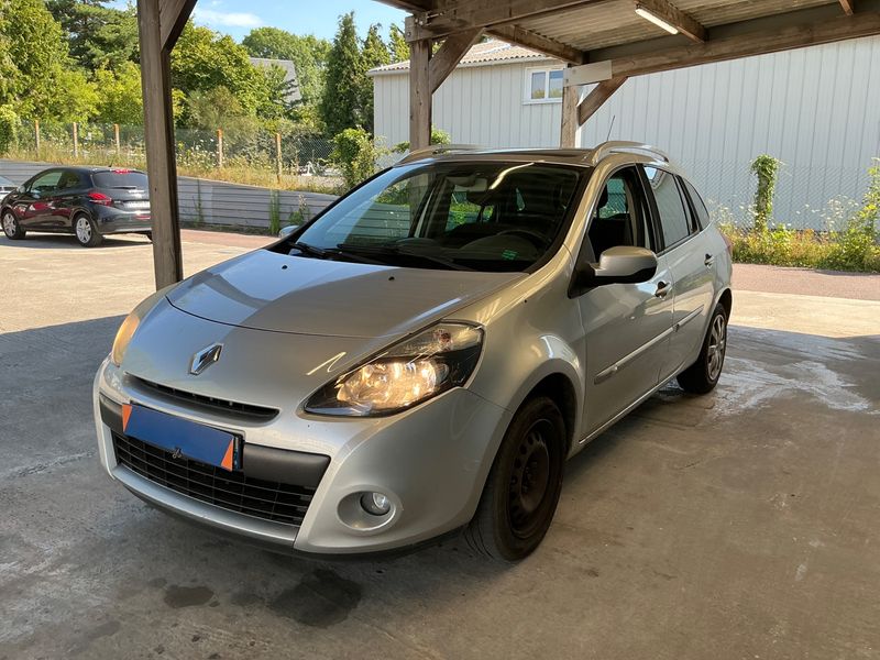 Renault Clio 1.5 dCi Dynamique 2009 – снимка 1