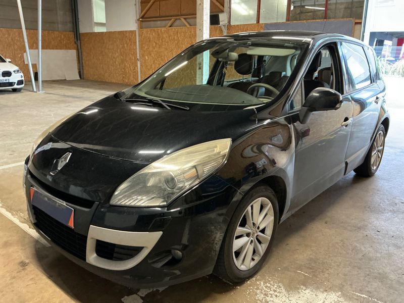 Renault Scenic 1.9 dCi Luxe 2011 – снимка 1