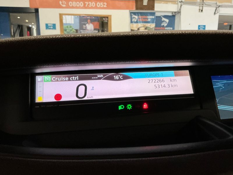 Renault Scenic 1.9 dCi Luxe 2011 – снимка 4