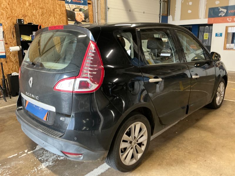 Renault Scenic 1.9 dCi Luxe 2011 – снимка 2