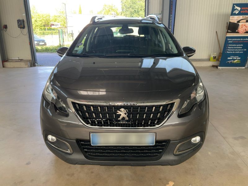 Peugeot 2008 1.2 PureTech Signature 2019 – снимка 14