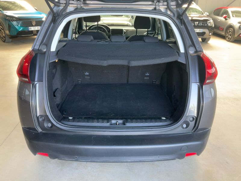 Peugeot 2008 1.2 PureTech Signature 2019 – снимка 15