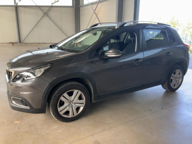 Peugeot 2008 1.2 PureTech Signature 2019 – снимка 2