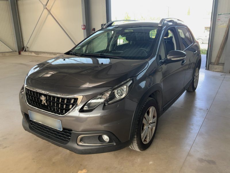 Peugeot 2008 1.2 PureTech Signature 2019 – снимка 1