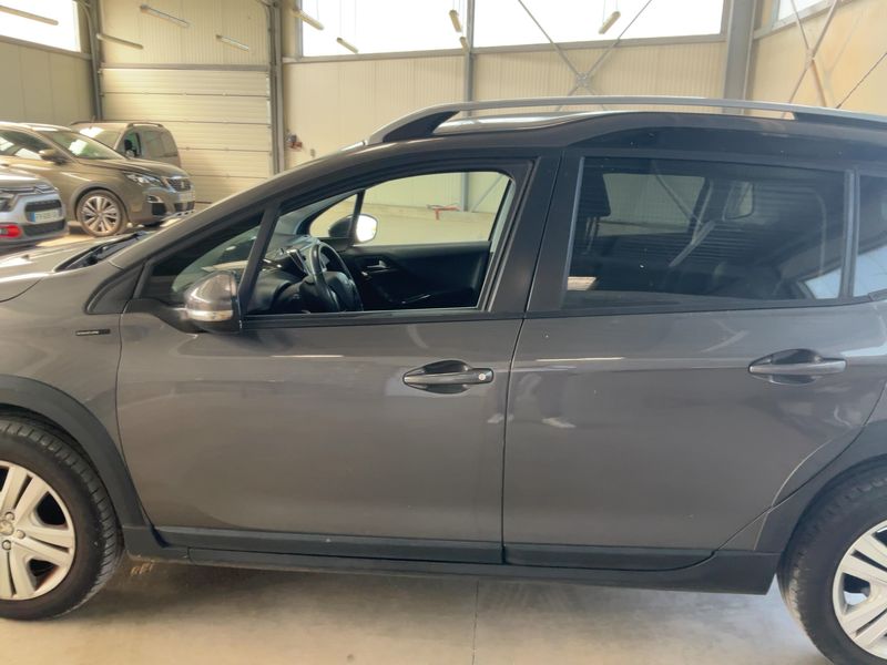 Peugeot 2008 1.2 PureTech Signature 2019 – снимка 4