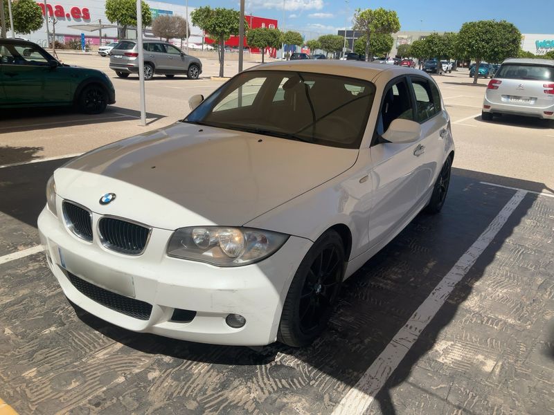 BMW 1er 120d 2010 – снимка 1