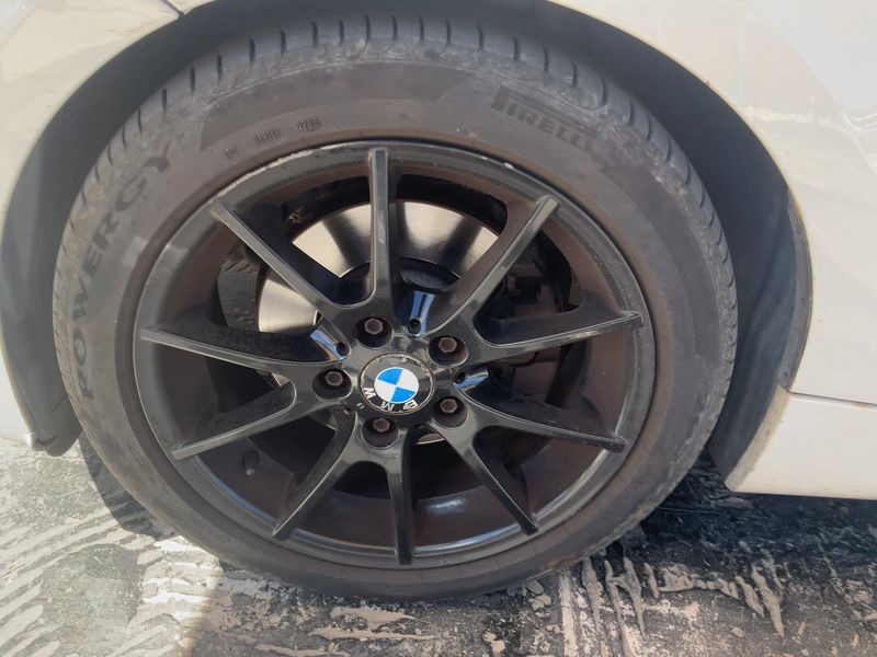 BMW 1er 120d 2010 – снимка 3