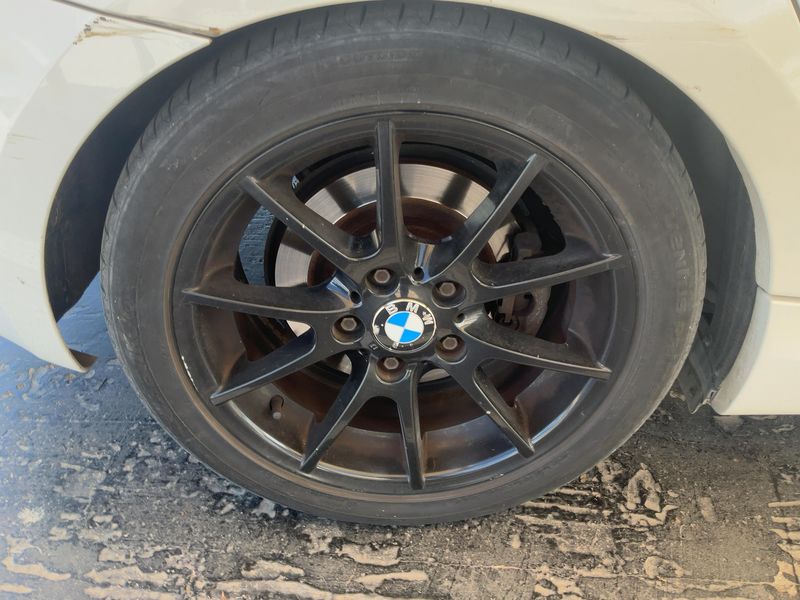 BMW 1er 120d 2010 – снимка 9