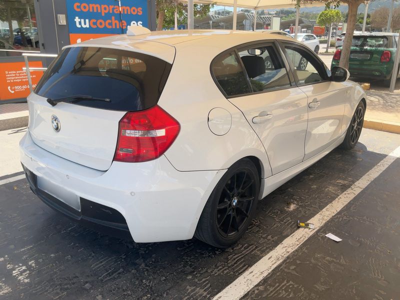 BMW 1er 120d 2010 – снимка 8