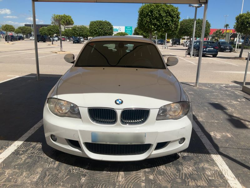 BMW 1er 120d 2010 – снимка 14