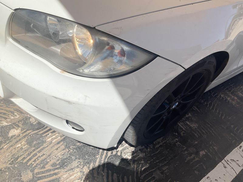 BMW 1er 120d 2010 – снимка 30