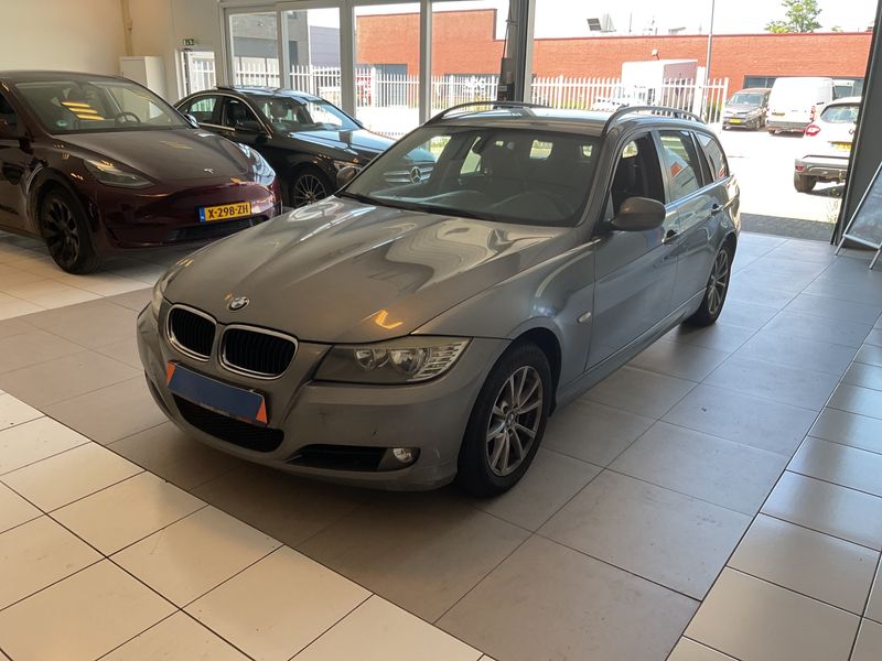 BMW 3er 318d 2010