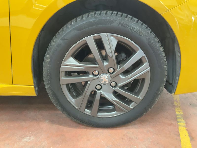 Peugeot 208 1.2 PureTech Style 2021 – снимка 11