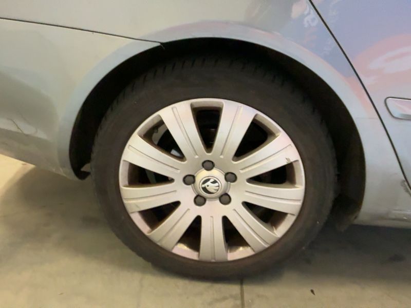 Skoda Octavia 1.6 TDI Ambition 2013 – снимка 9
