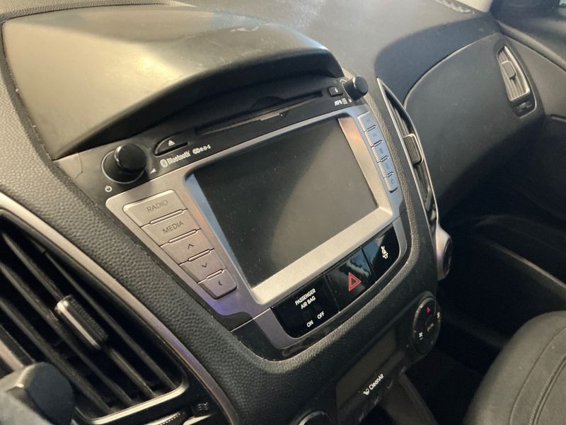 Hyundai ix35 1.7 CRDi Comfort 2WD 2010 – снимка 28