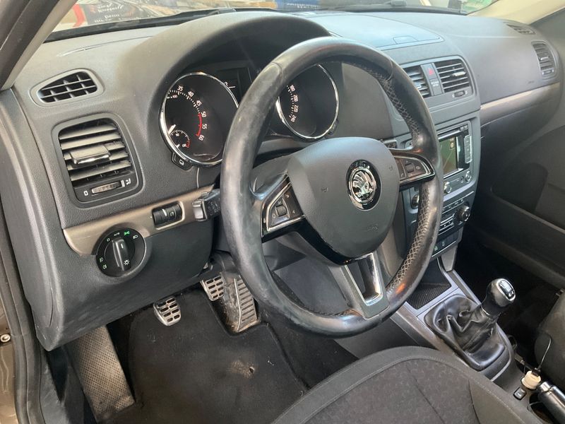 Skoda Yeti 2.0 TDI Elegance 4x4 2014 – снимка 39