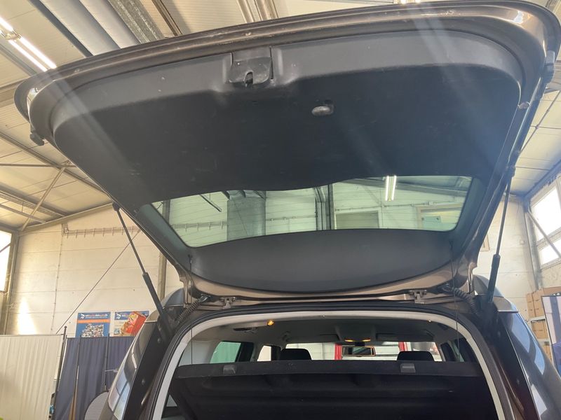 Skoda Yeti 2.0 TDI Elegance 4x4 2014 – снимка 41
