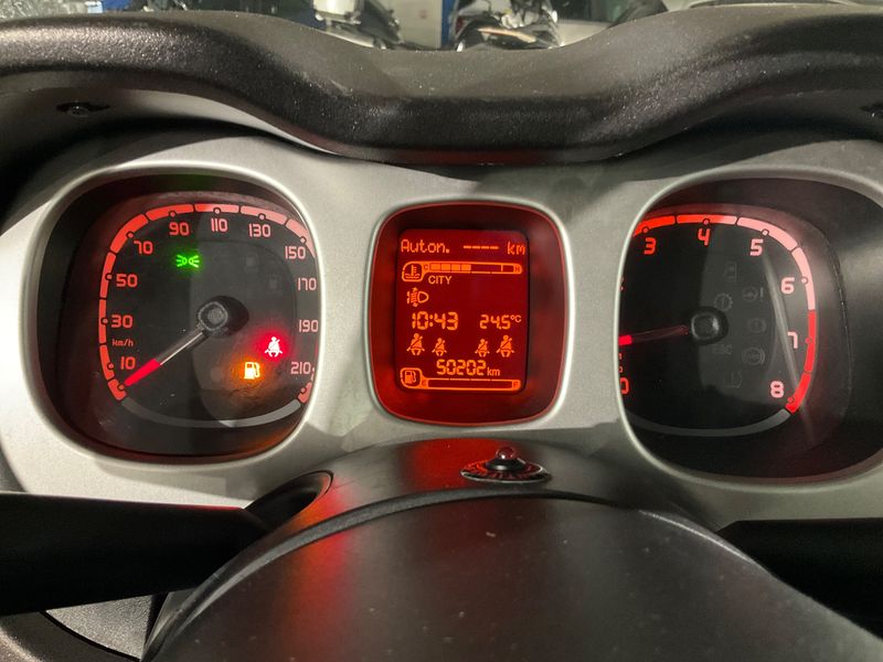 Fiat Panda 0.9 Cross 4x4 2020 – снимка 18