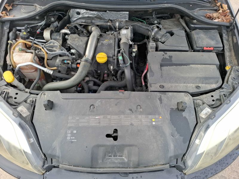 Renault Laguna 1.5 dCi Black Edition 2011 – снимка 8