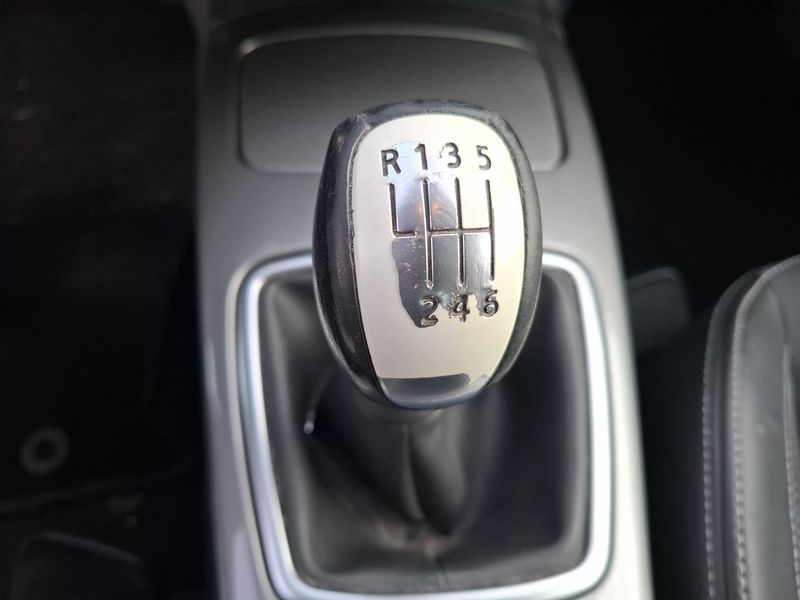 Renault Laguna 1.5 dCi Black Edition 2011 – снимка 46