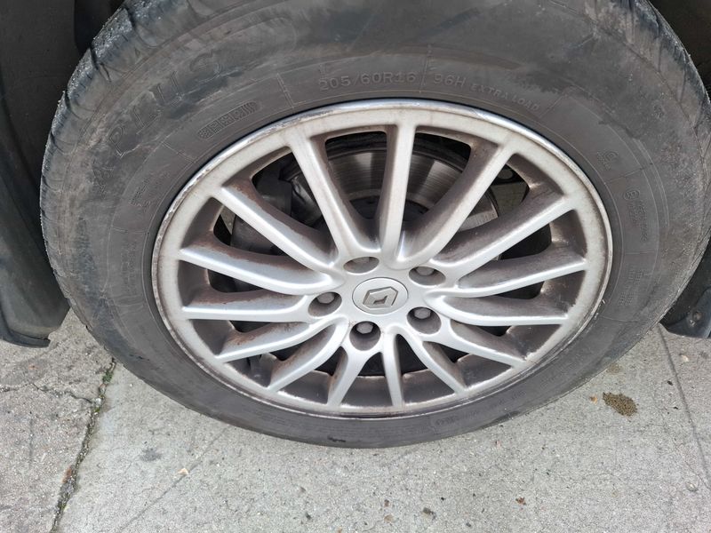 Renault Laguna 1.5 dCi Black Edition 2011 – снимка 35