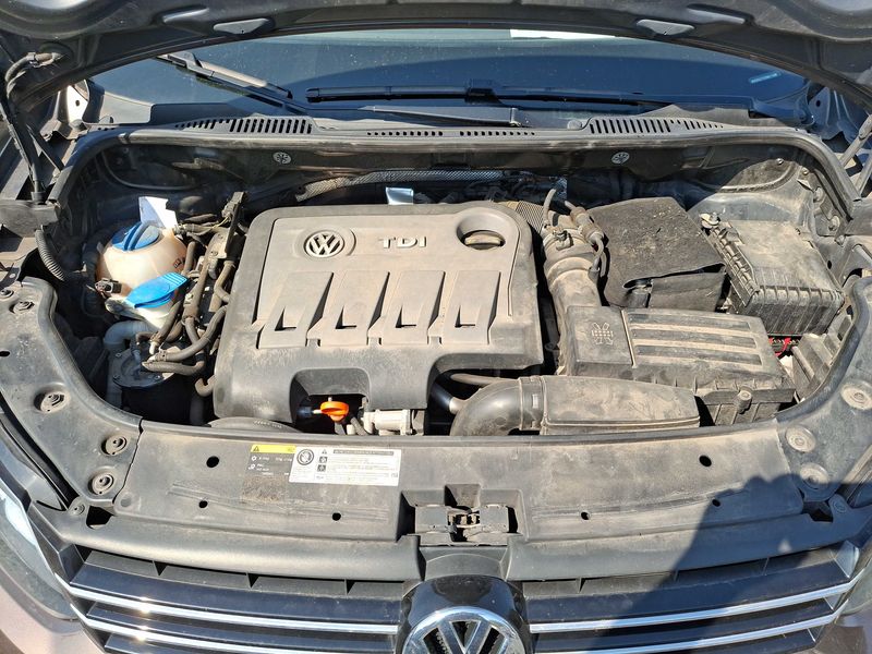 Volkswagen Touran 2.0 TDI CrossTouran 2013 – снимка 8