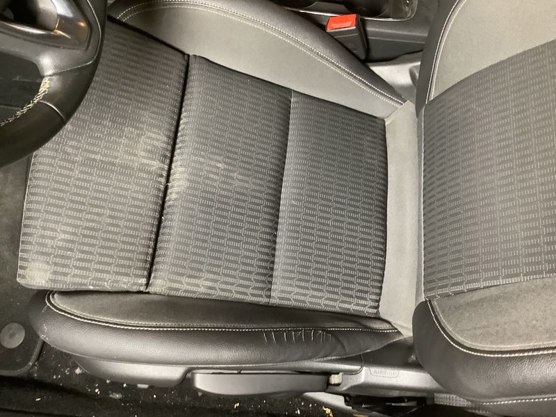 Opel Astra 1.2 Turbo Elegance Start/Stop 2019 – снимка 28
