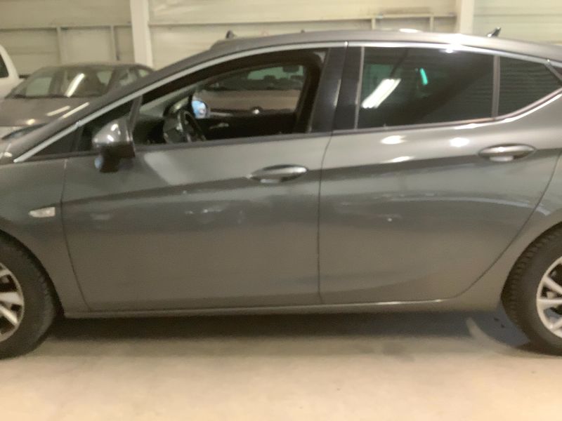 Opel Astra 1.2 Turbo Elegance Start/Stop 2019 – снимка 4