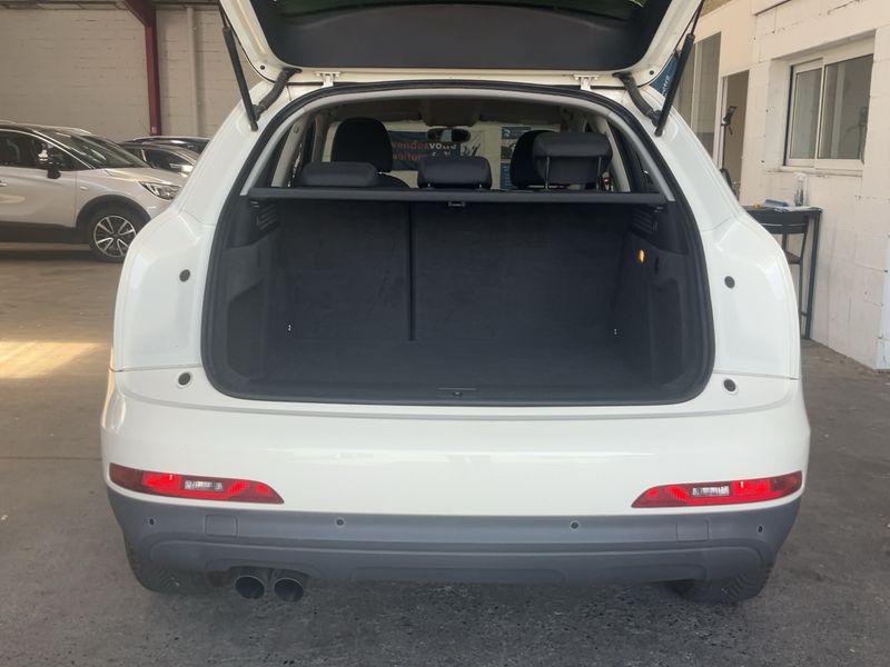 Audi Q3 2.0 TDI Ambiente 2012 – снимка 15