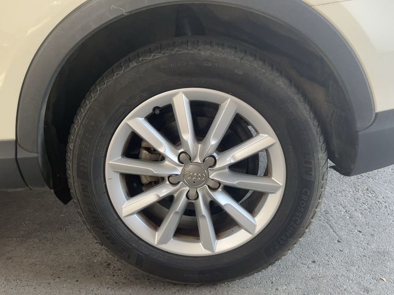 Audi Q3 2.0 TDI Ambiente 2012 – снимка 5
