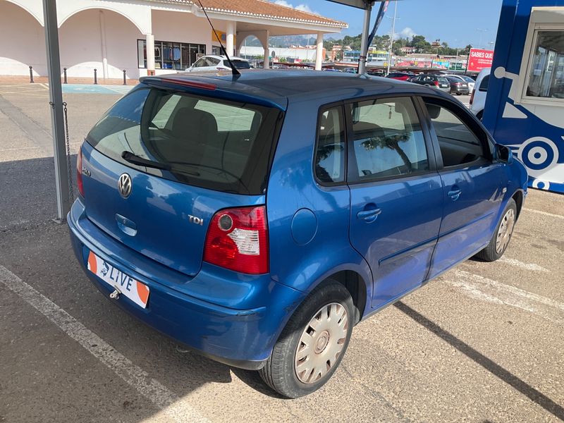 Volkswagen Polo 1.9 TDI Trendline 2004 – снимка 2