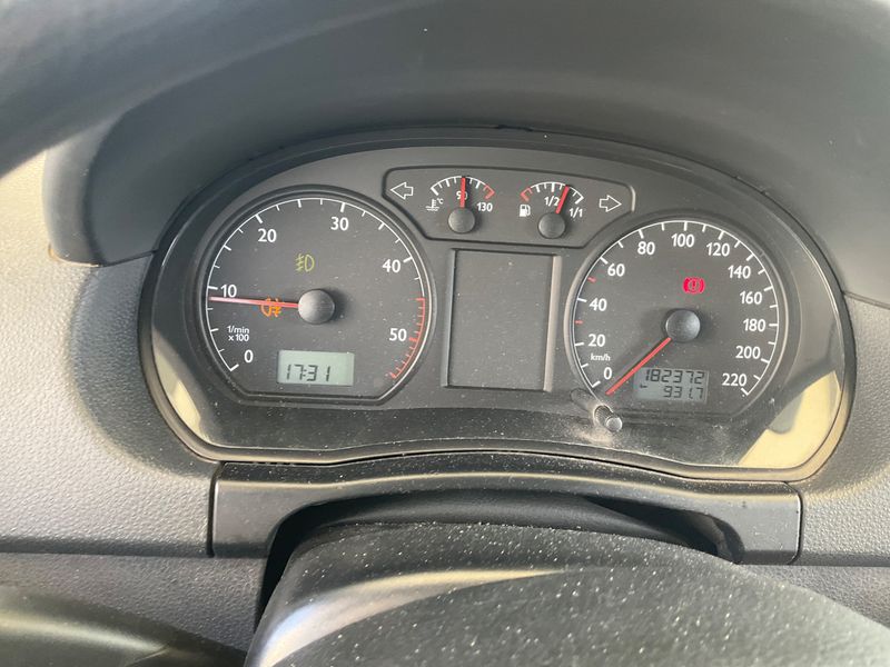 Volkswagen Polo 1.9 TDI Trendline 2004 – снимка 4