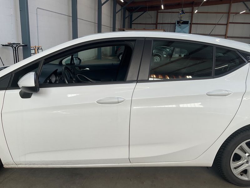 Opel Astra 1.0 Turbo Selection Start/Stop 2015 – снимка 4