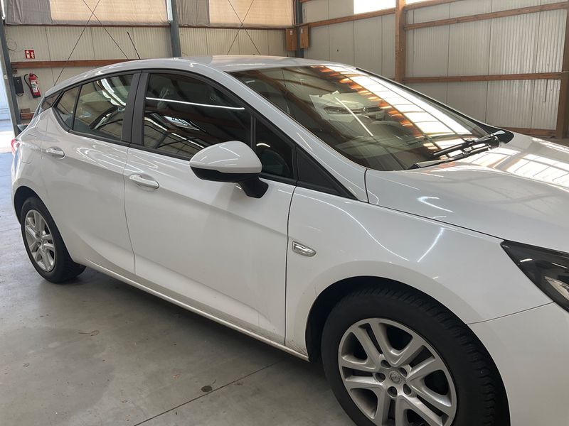 Opel Astra 1.0 Turbo Selection Start/Stop 2015 – снимка 12