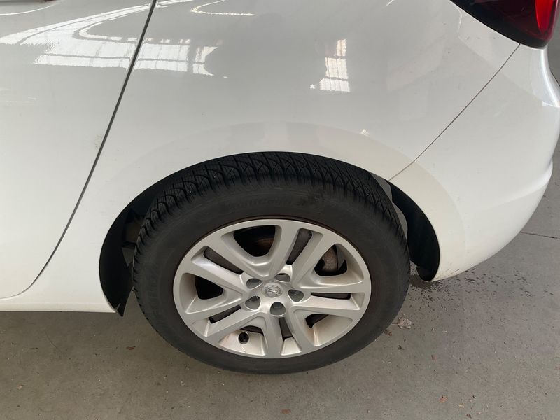 Opel Astra 1.0 Turbo Selection Start/Stop 2015 – снимка 5