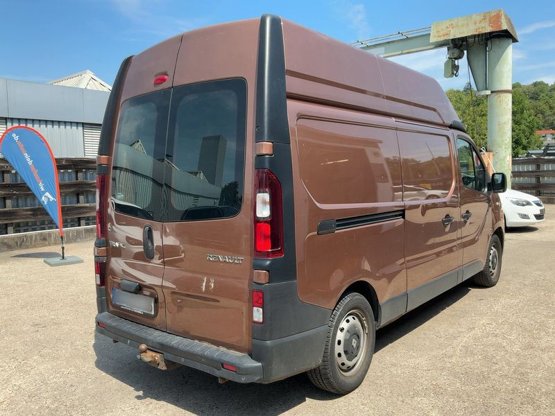 Renault Trafic 1.6 dCi Energy L2H2 2,9t Komfort 2016 – снимка 8