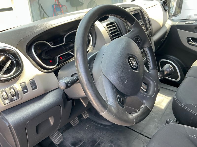 Renault Trafic 1.6 dCi Energy L2H2 2,9t Komfort 2016 – снимка 32