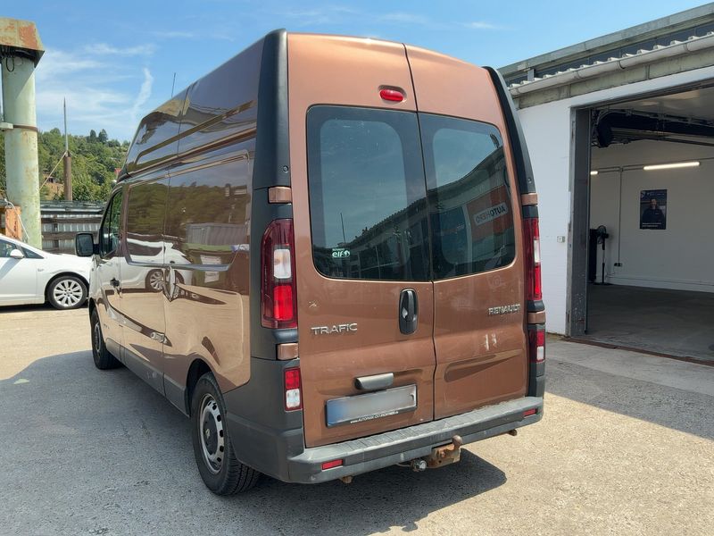 Renault Trafic 1.6 dCi Energy L2H2 2,9t Komfort 2016 – снимка 6