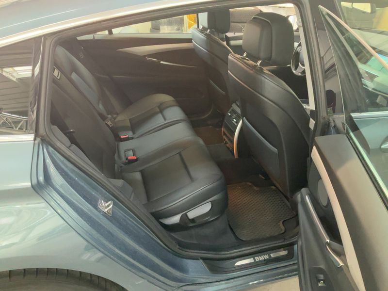 BMW 5er 530d GT 2011 – снимка 14