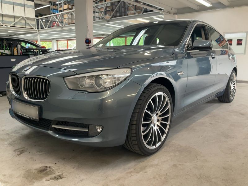 BMW 5er 530d GT 2011 – снимка 2
