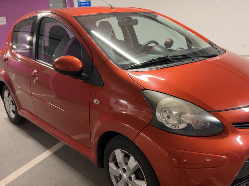 Toyota Aygo 1.0 City 2012 – снимка 12