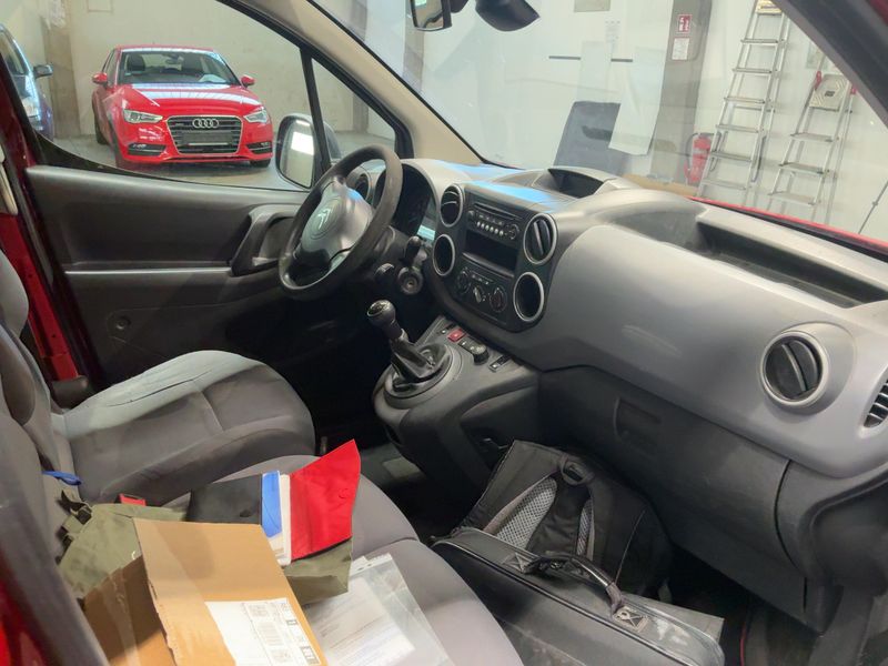 Citroen Berlingo 1.6 HDi Niveau B L2 2012 – снимка 17